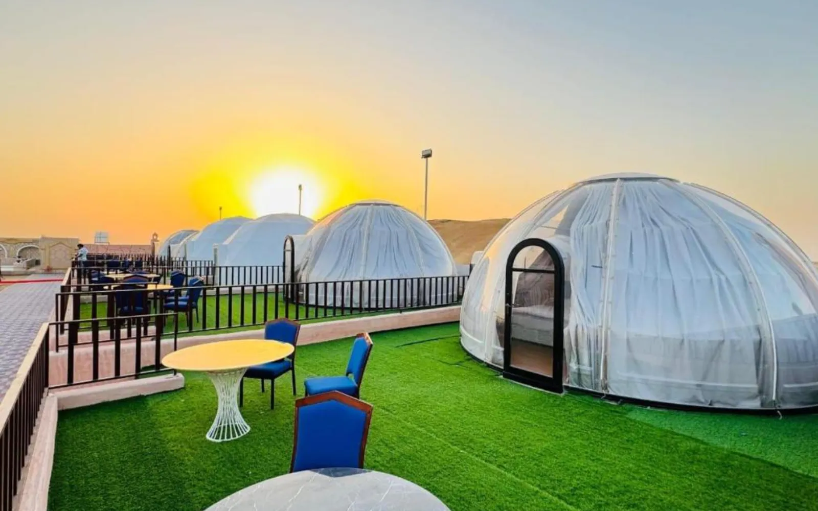 Overnight-Dome-Tent-desert