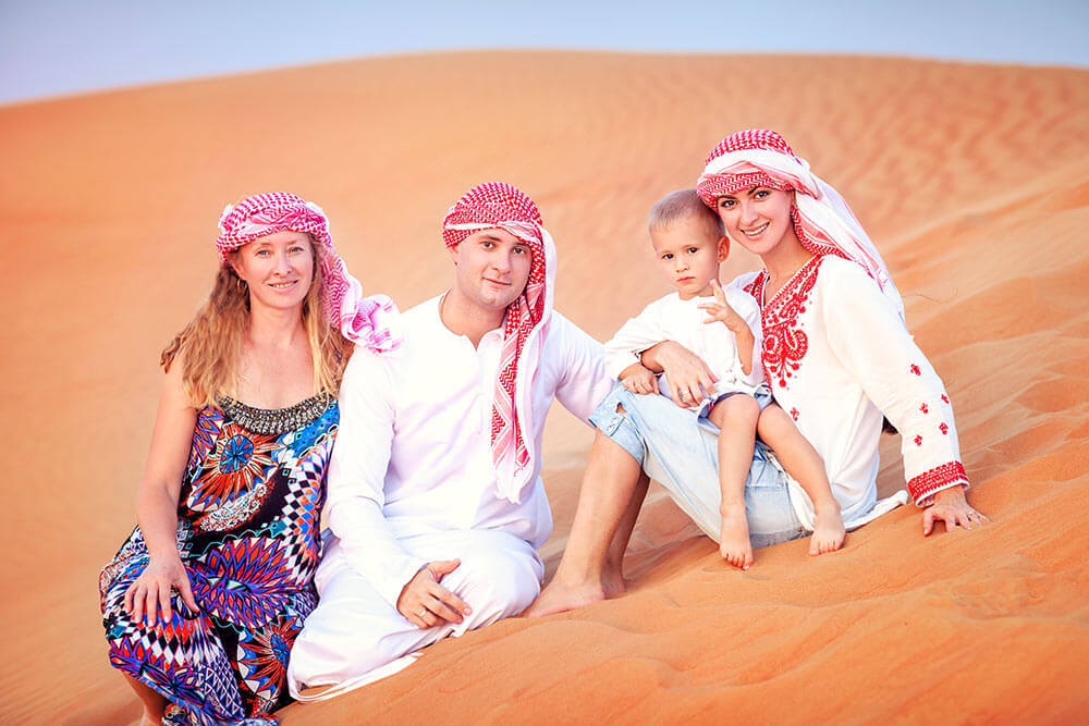 Family Desert Safari in Dubai, couple with kids