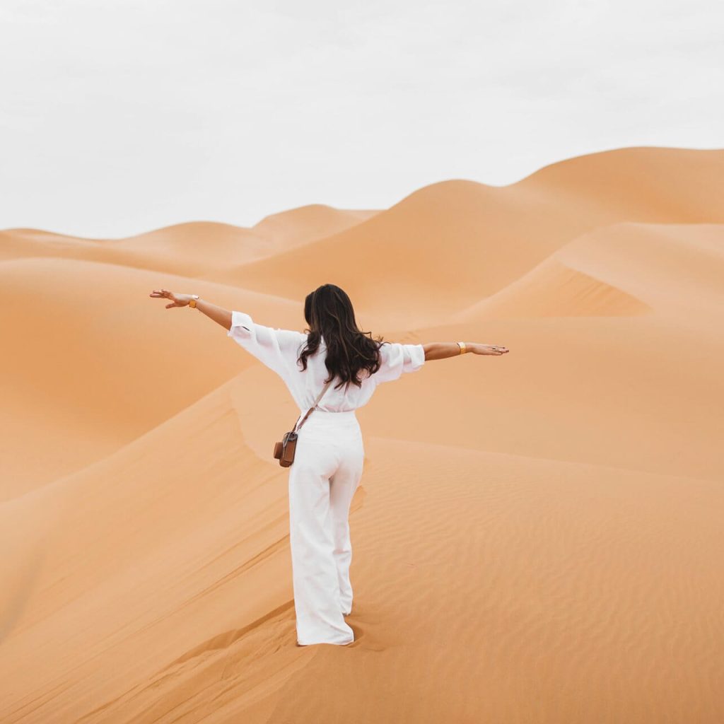 Desert Safari Summer Outfit Girl in the desert